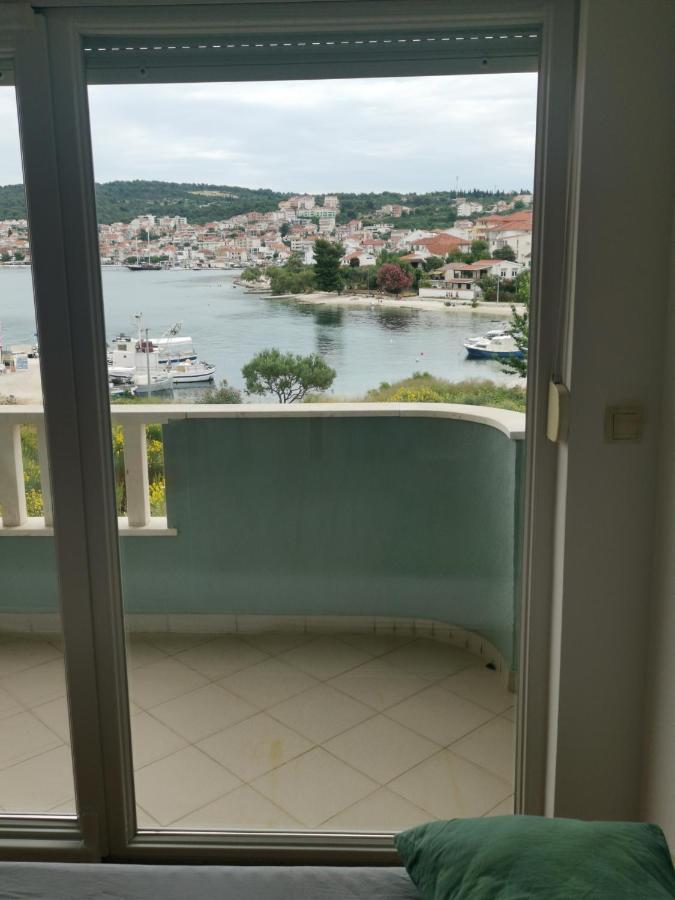 Apartment Croatika On The Beach Trogir Eksteriør bilde