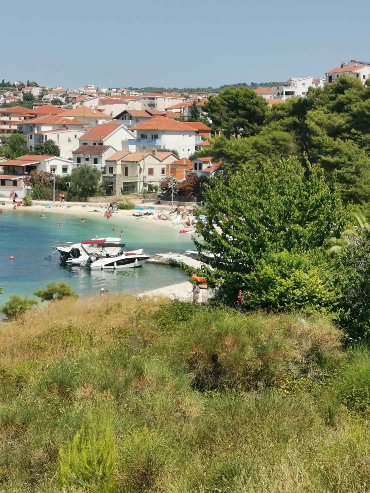 Apartment Croatika On The Beach Trogir Eksteriør bilde