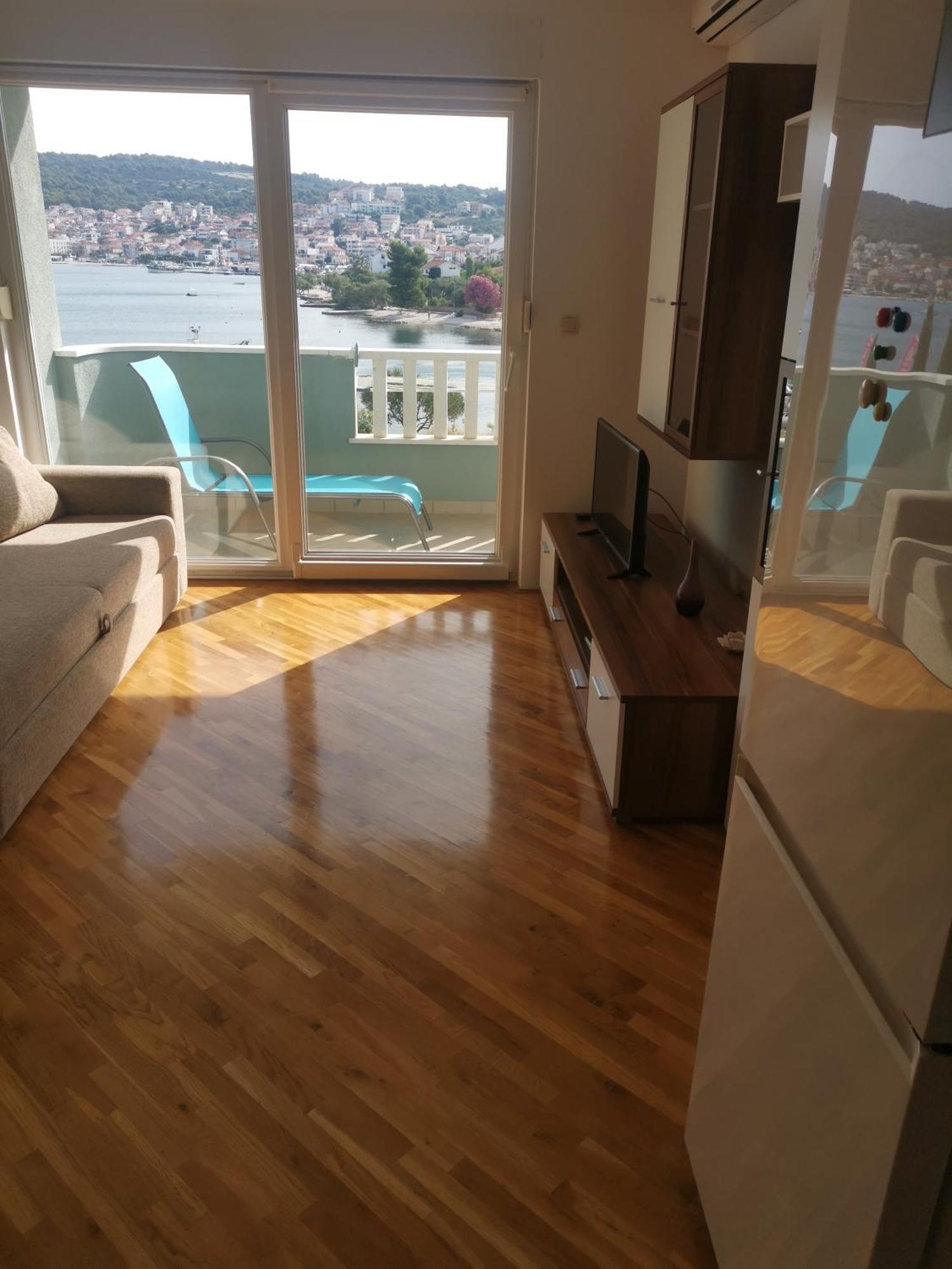 Apartment Croatika On The Beach Trogir Eksteriør bilde